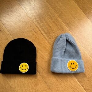 Smiley set of 2 hats